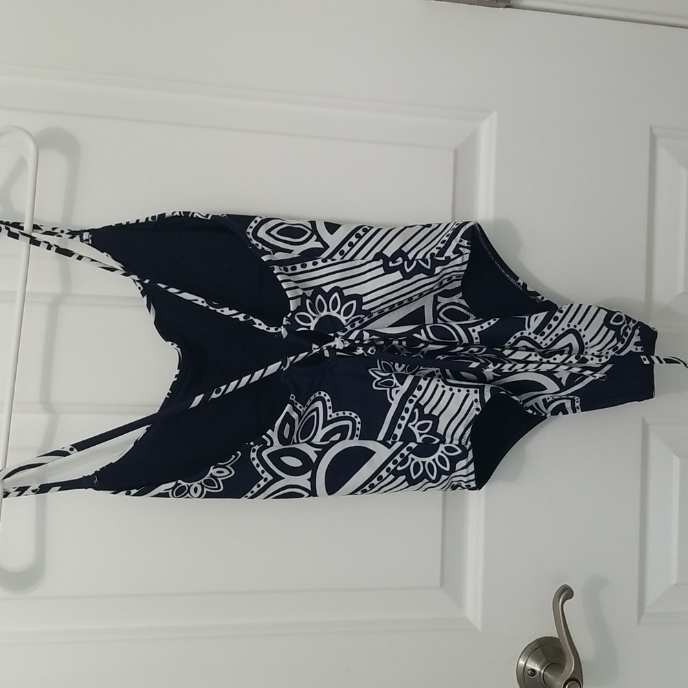 Aerie Navy And White one-piece - Picture 3 of 8